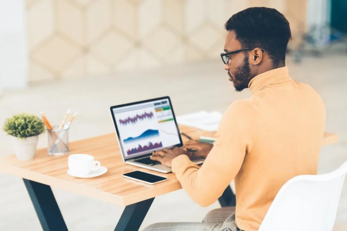 Students engaging with cost management lessons online